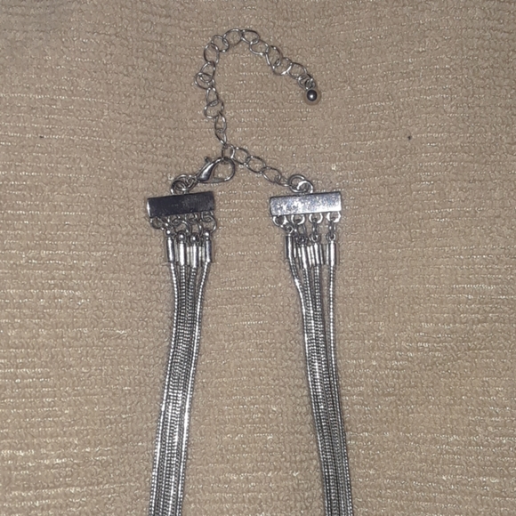 2 Necklaces - Picture 3 of 5